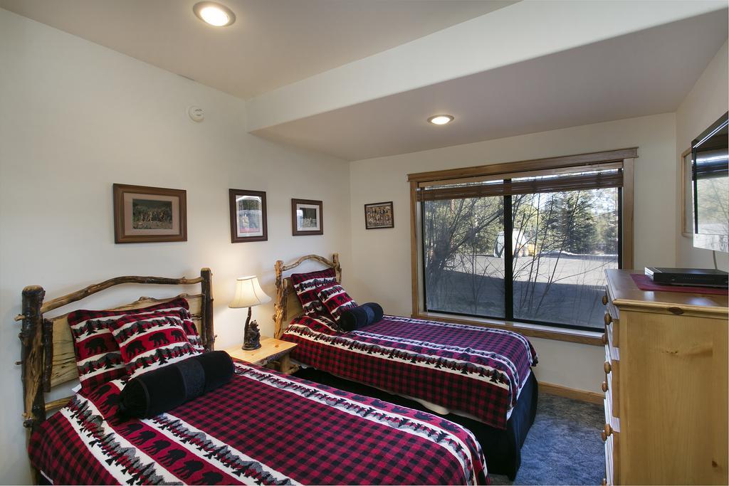 Mammoth Village Properties By 101 Great Escapes Mammoth Lakes Szoba fotó